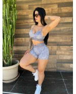 Conjunto de short brasileño